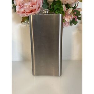 Vintage 12 oz Flask Stainless Steel Silver Attached Screw Cap Hip‎ Pocket Liquor